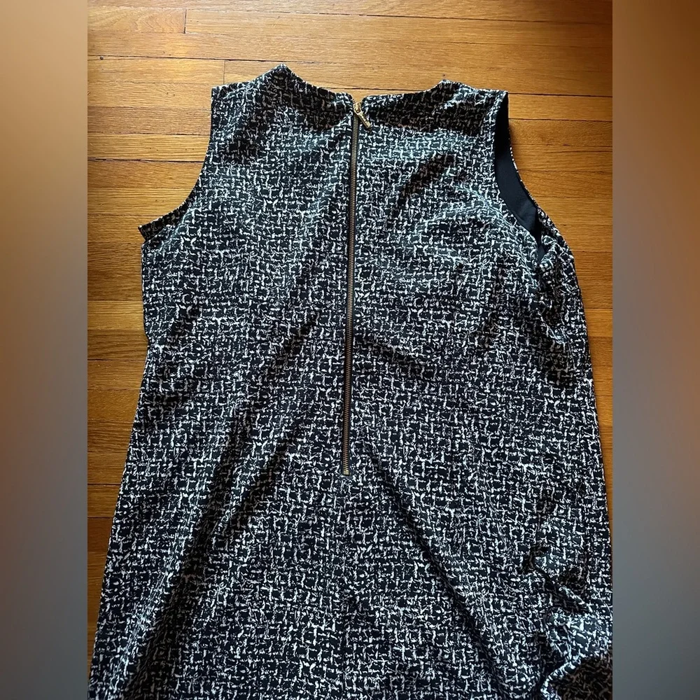Michael Kors Black and White Shift Dress, Size 2X NWT